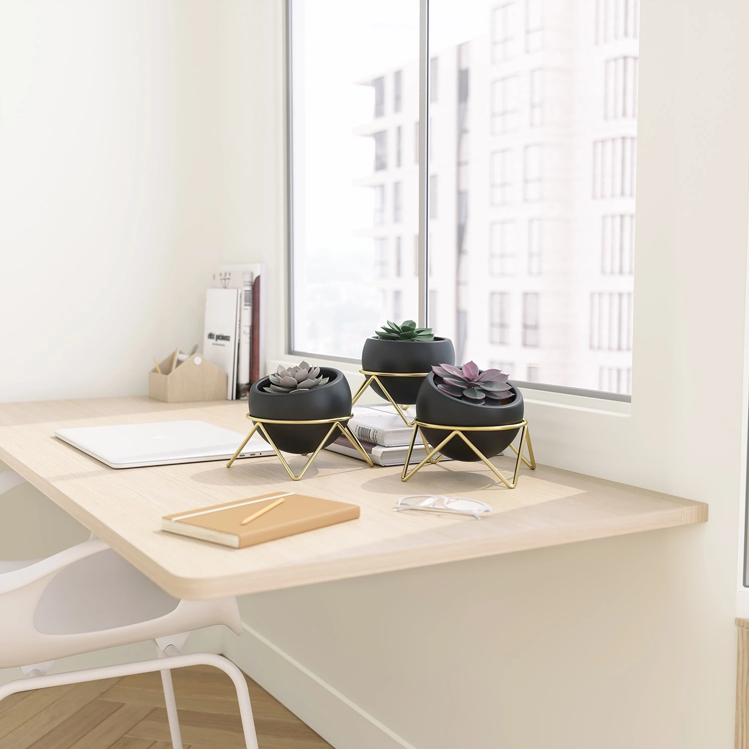 Umbra Pflanztöpfe Potsy (3er-Set) - Keramik / Stahldraht / Stahl - Schwarz 4 Umbra Pflanztöpfe Potsy (3er-Set) - Keramik / Stahldraht / Stahl - Schwarz – Bild 2