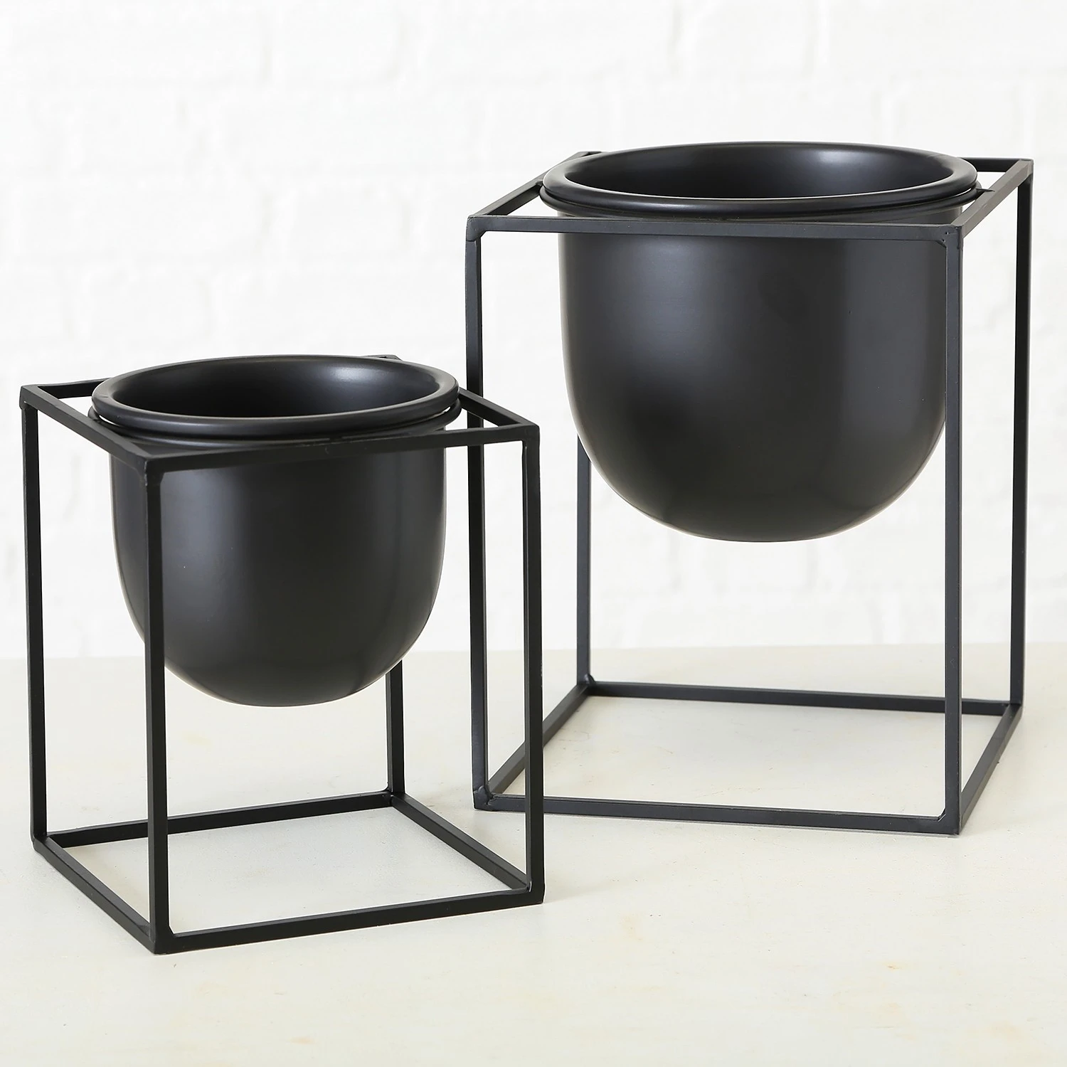 Boltze Pflanztopf Kumbo (2-teilig) - Eisen - Schwarz 4 Boltze Pflanztopf Kumbo (2-teilig) - Eisen - Schwarz – Bild 2