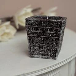 My Flair Kerze Conocoto - Wachs - Silber -Günstiges Deko Geschäft 1000265653 210520 16214800181 MOOD DETAILS P000000001000265653 mood