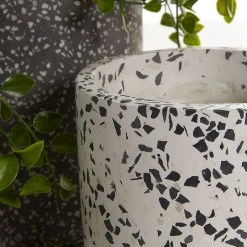Twentyfour Pflanzkübel Laure I (2-teilig) - Terrazzo - Weiß / Schwarz 9 Twentyfour Pflanzkübel Laure I (2-teilig) - Terrazzo - Weiß / Schwarz -Günstiges Deko Geschäft 1000276147 210625 13512000055 DETAILS P000000001000276147