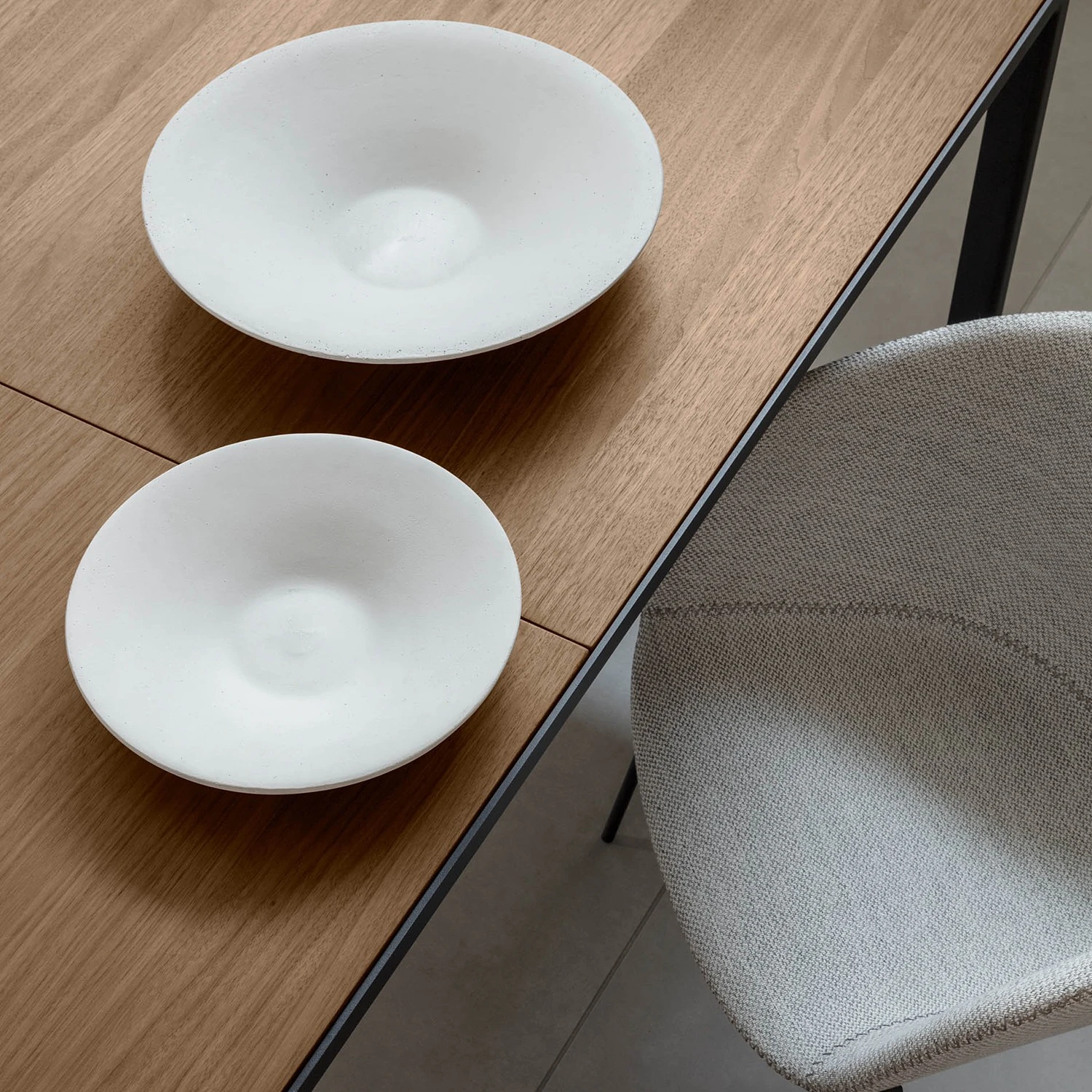 Twentyfour Topfuntersetzer Naimi (2-teilig) - Zement - Weiß 4 Twentyfour Topfuntersetzer Naimi (2-teilig) - Zement - Weiß – Bild 2