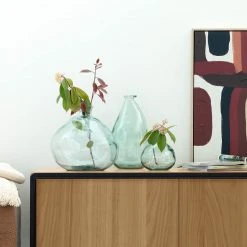 Twentyfour Vase Brenna II - Recyceltes Glas - Durchscheinend -Günstiges Deko Geschäft 1000276188 210625 13515500232 MOOD DETAILS P000000001000276188 mood