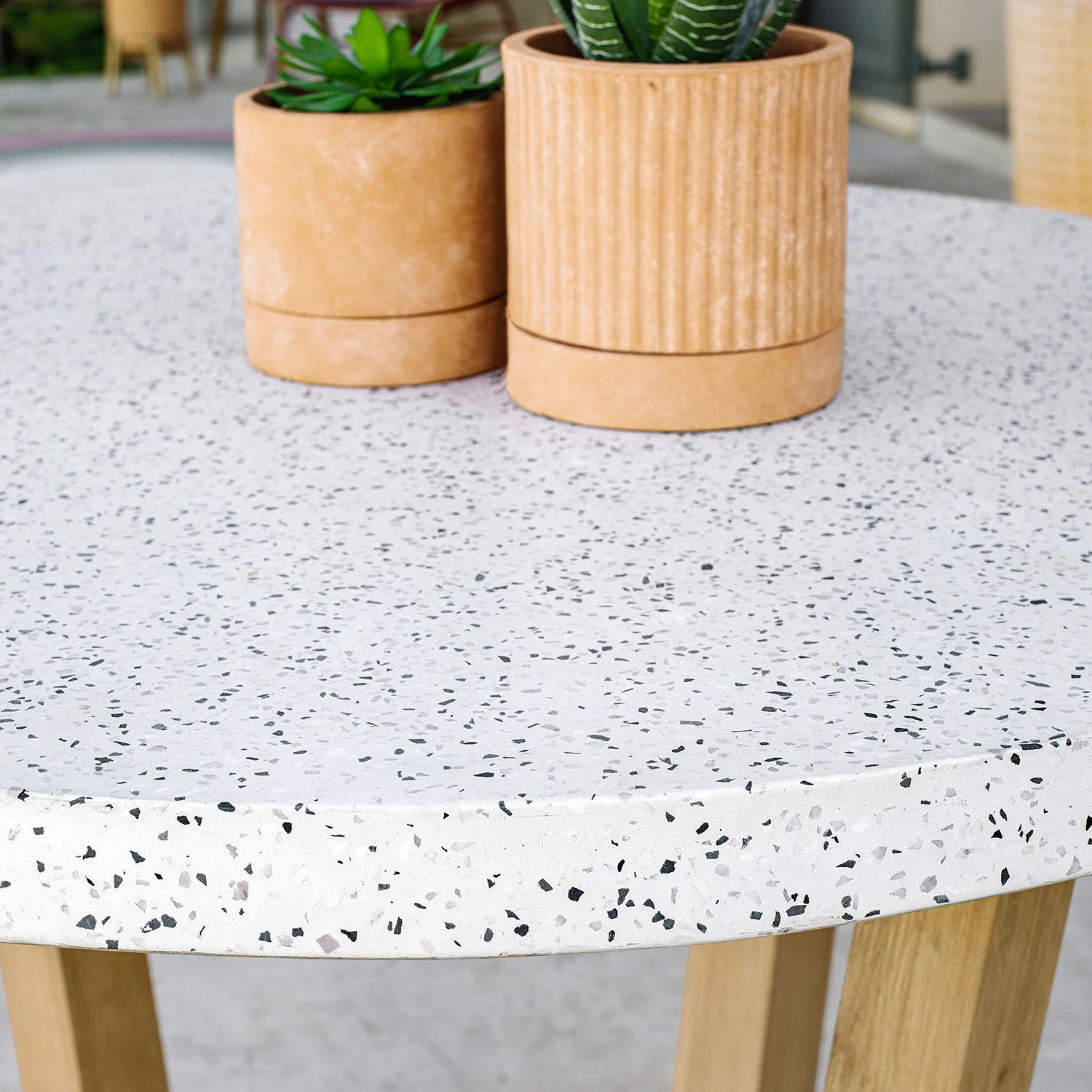 Twentyfour Pflanzkübel Janaina (2-teilig) - Terracotta - Kupfer 4 Twentyfour Pflanzkübel Janaina (2-teilig) - Terracotta - Kupfer – Bild 2