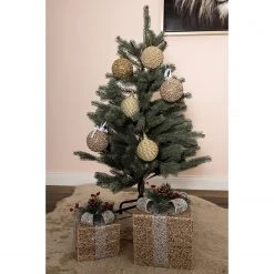 My Flair Tannenbaum Flemma III - Eisen / Polyester PVC - Grün - Höhe: 90 cm 8 My Flair Tannenbaum Flemma III - Eisen / Polyester PVC - Grün - Höhe: 90 cm -Günstiges Deko Geschäft 1000294766 210930 13570400244 MOOD DETAILS P000000001000294766 mood