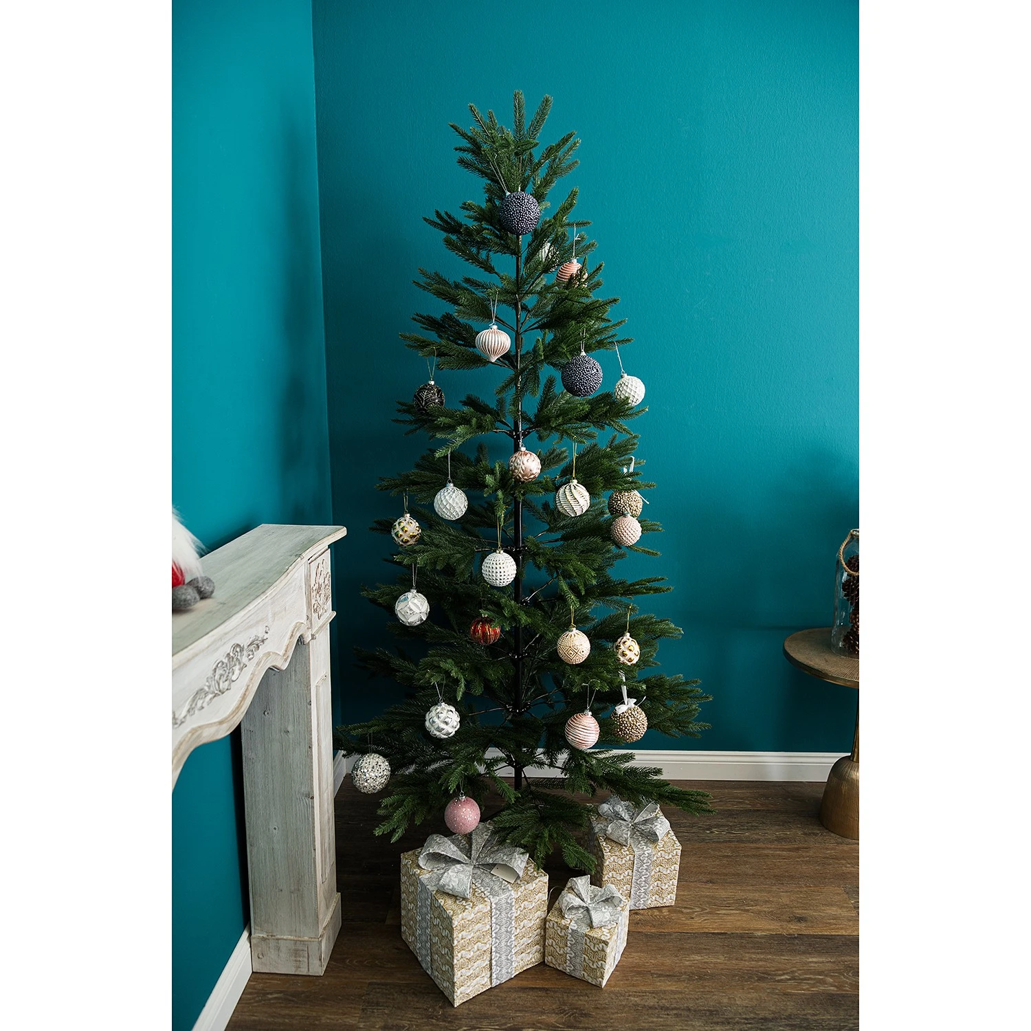 My Flair Tannenbaum Flemma I - Eisen / Polyester PVC - Grün - Höhe: 210 cm 4 My Flair Tannenbaum Flemma I - Eisen / Polyester PVC - Grün - Höhe: 210 cm – Bild 2