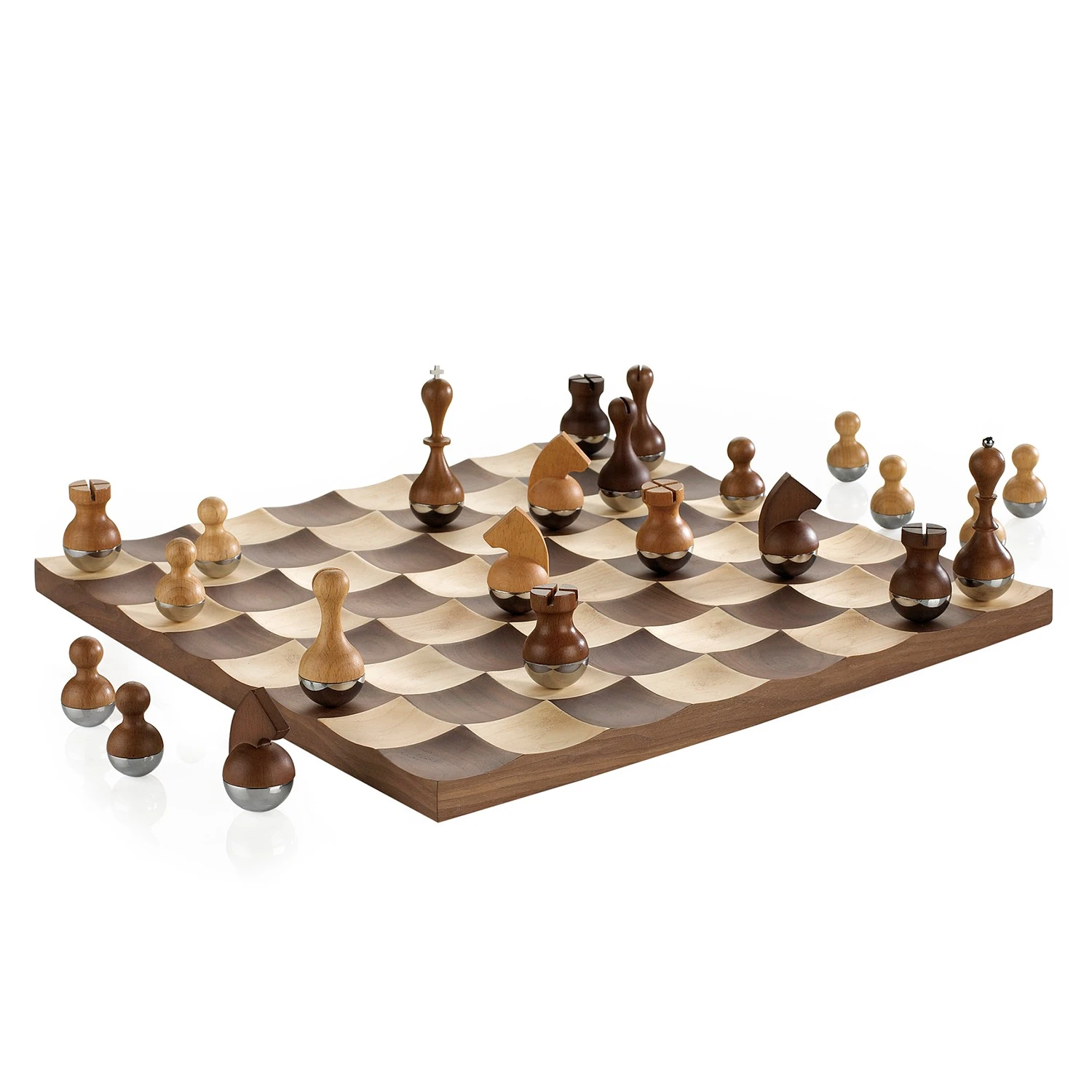 Umbra Schach-Set Wobble - Zink - Walnut - 37,795cm x 11,43cm x 37,795cm 9 Umbra Schach-Set Wobble - Zink - Walnut - 37,795cm x 11,43cm x 37,795cm – Bild 7