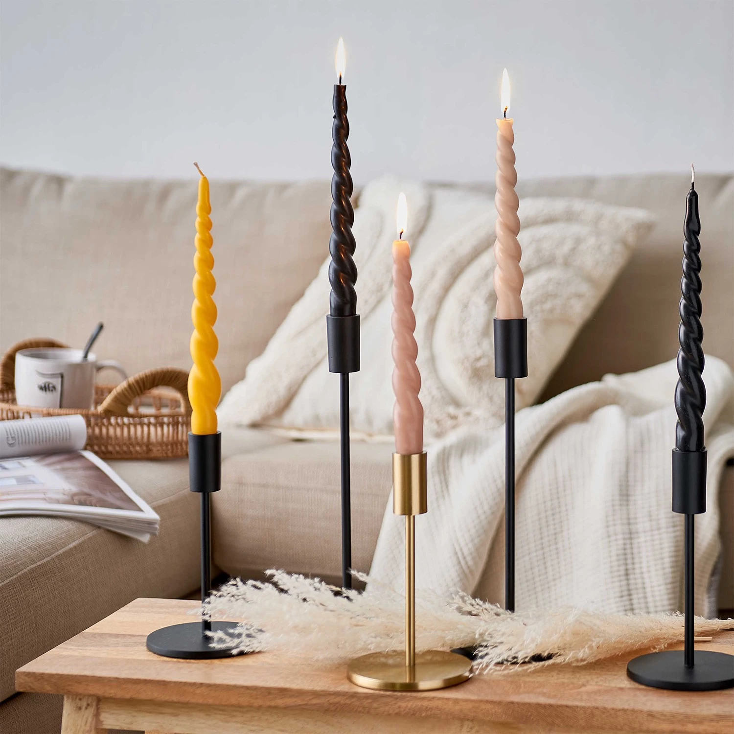 Butlers Kerzen-Set TWISTED (2er-Set) - Wachs - Hellrosa 5 Butlers Kerzen-Set TWISTED (2er-Set) - Wachs - Hellrosa – Bild 3