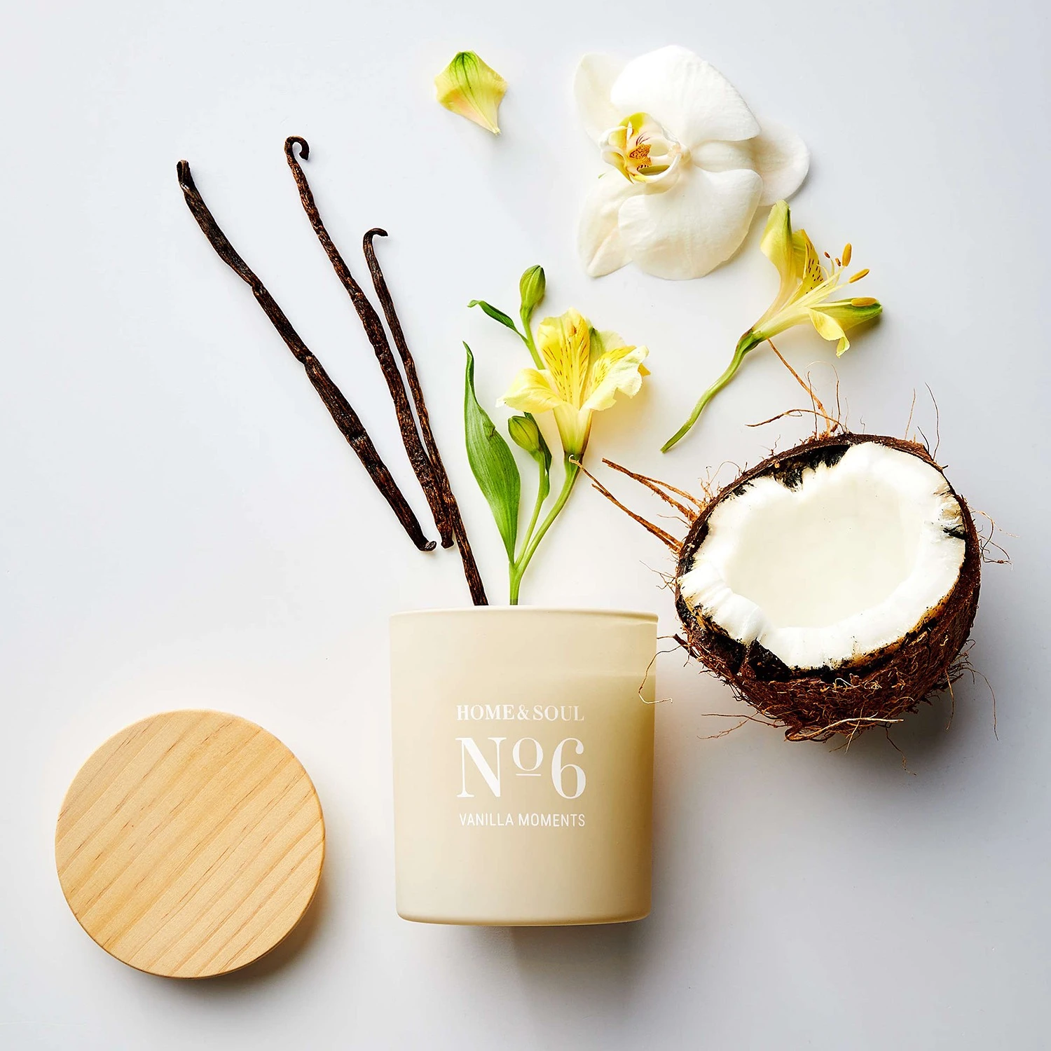 Butlers Duftkerze HOME & SOUL Vanilla - FSC®-zertifiziertes Pinienholz / Sojawachs / Paraffin / Glas - Creme 7 Butlers Duftkerze HOME & SOUL Vanilla - FSC®-zertifiziertes Pinienholz / Sojawachs / Paraffin / Glas - Creme – Bild 5