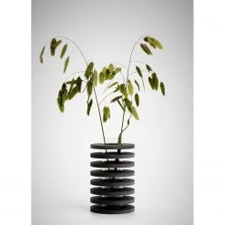 Markslöjd Vase Cono - Valchromat - Dunkelgrau -Günstiges Deko Geschäft 1000347130 220428 021 MOOD DETAILS P000000001000347130 mood