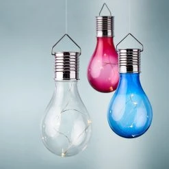 Butlers Solarglühbirne SUNLIGHT - Klarglas - Grün -Günstiges Deko Geschäft 1000365674 220728 021 MOOD DETAILS P000000001000365674 mood