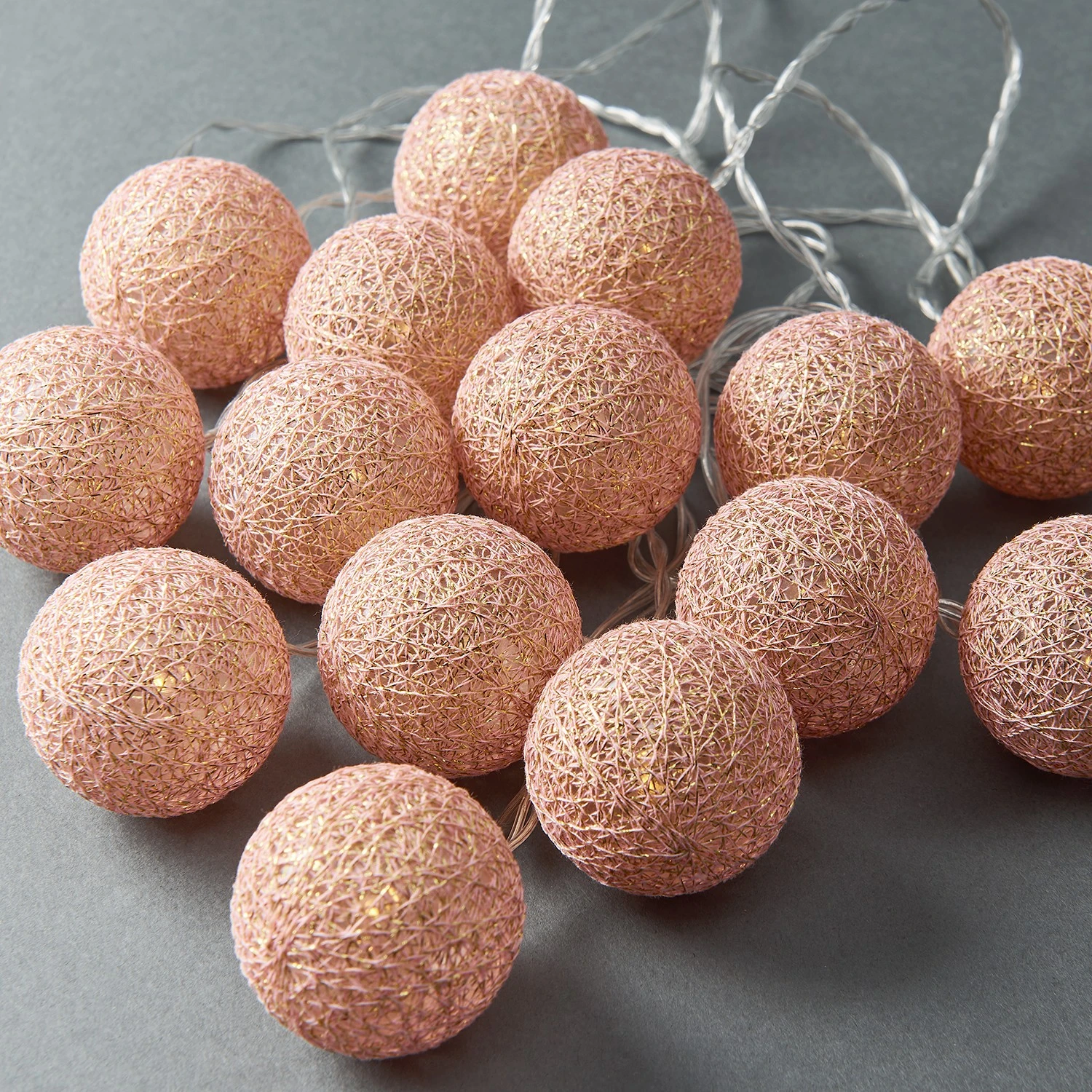 Butlers Lichterkette LES PETITES BELLE - Kupfer / Jute - Rosé 5 Butlers Lichterkette LES PETITES BELLE - Kupfer / Jute - Rosé – Bild 3