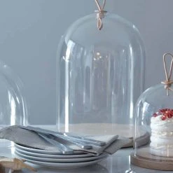 LSA Ivalo Glasglocke & Platte, klein - Ivalo Tortenplatte Glasglocke & Platte, klein -Günstiges Deko Geschäft 315663bc48f34099b888ab6fb73c22a0.cropped 0 210 1300 1091.processed
