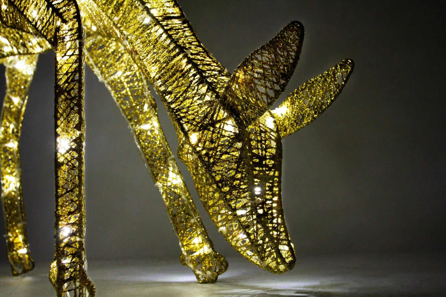 MonsterShop LED beleuchtetes goldenes Reh 6 MonsterShop LED beleuchtetes goldenes Reh – Bild 4