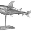 WOMO-DESIGN Hai-Skulptur Silber 68x39cm -Günstiges Deko Geschäft 7d2a25fd75194168a7efa2d7377b9738.cropped 16 432 1984 1260.processed
