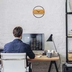 Relaxdays Wanduhr Holzoptik -Günstiges Deko Geschäft 851b0cfbb81244bfb71d254859984861