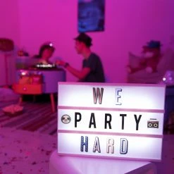 Relaxdays Lightbox Ergänzungsset mit 240 Zeichen -Günstiges Deko Geschäft b8566d8bad3d4a41ac089b861eac971e