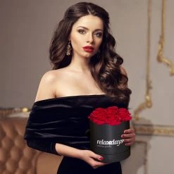 Relaxdays Schwarze Rosenbox rund mit 8 Rosen -Günstiges Deko Geschäft e395c95dc70941cb80d3b94629779cdd